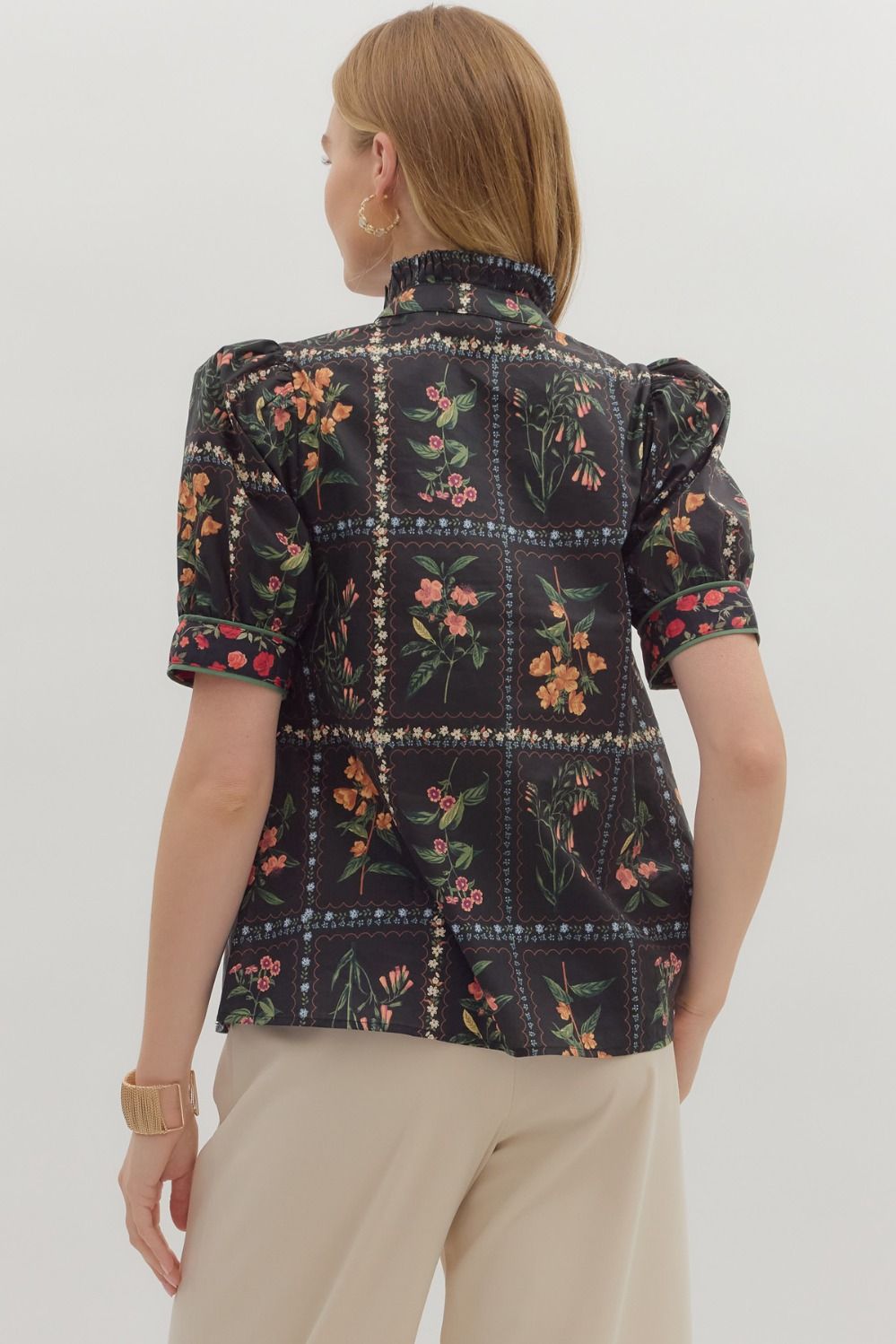 Delicate Flowers Top Black