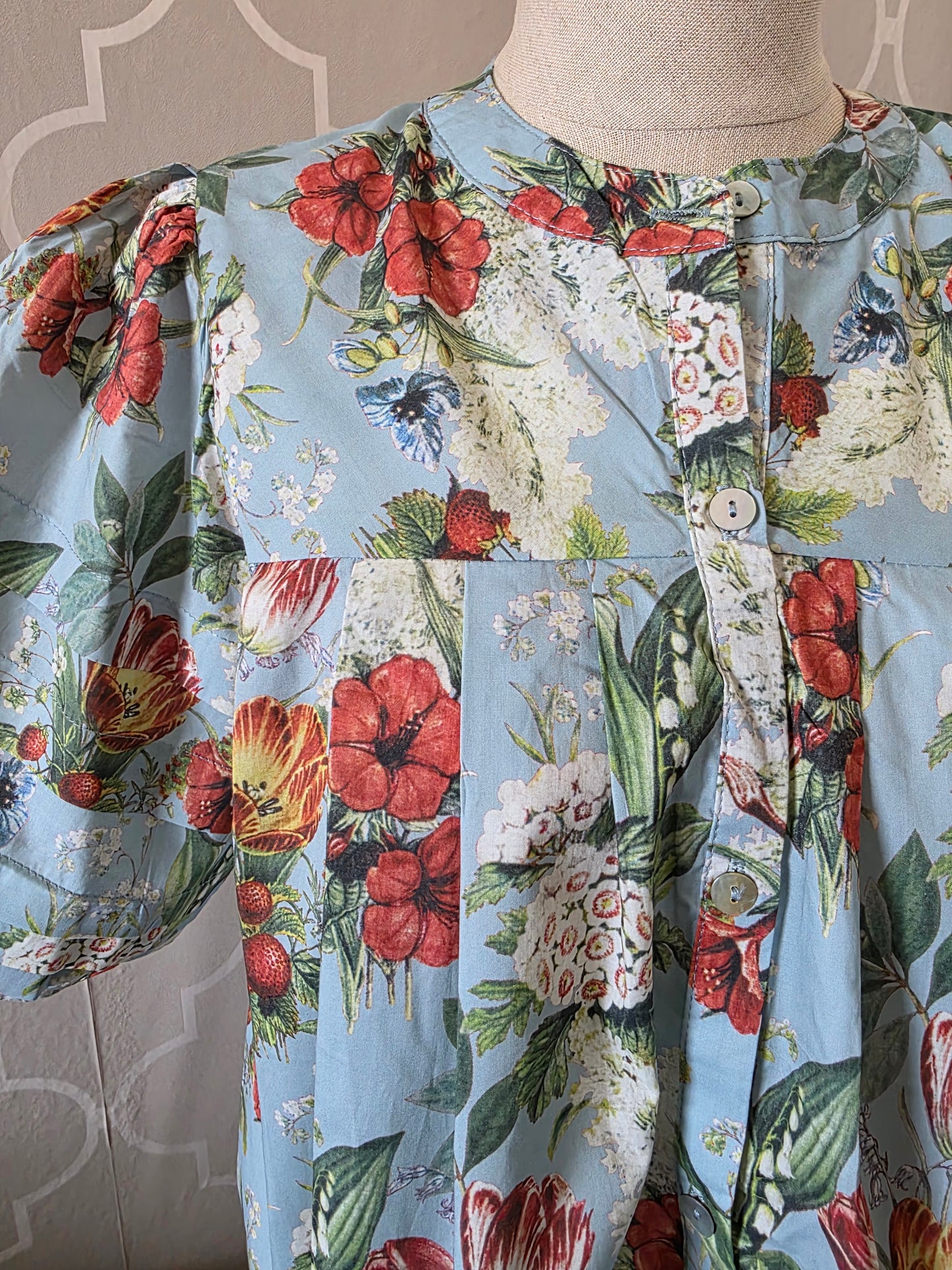 Elegant Bloom Top