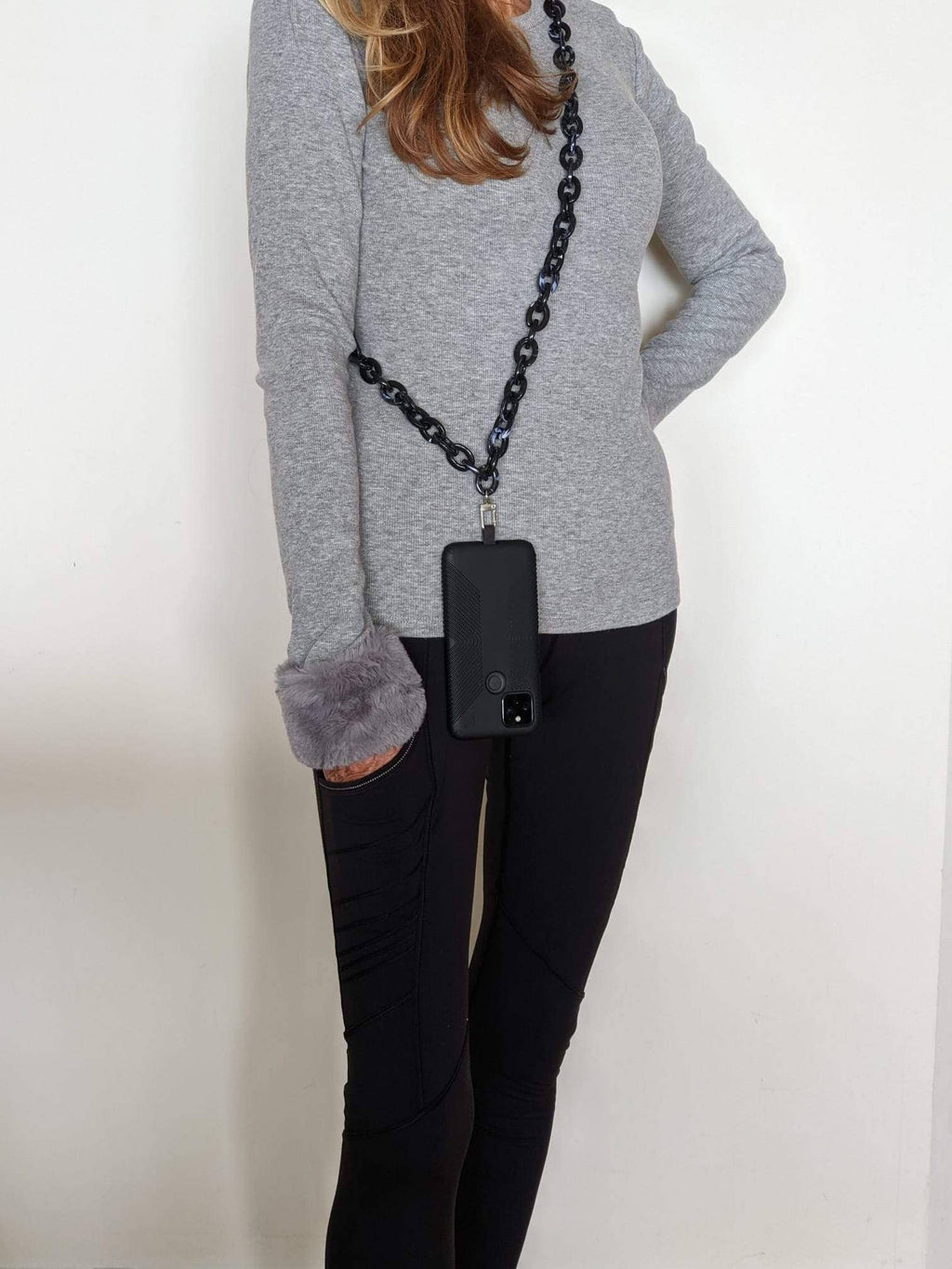 Crossbody Phone Chain Black