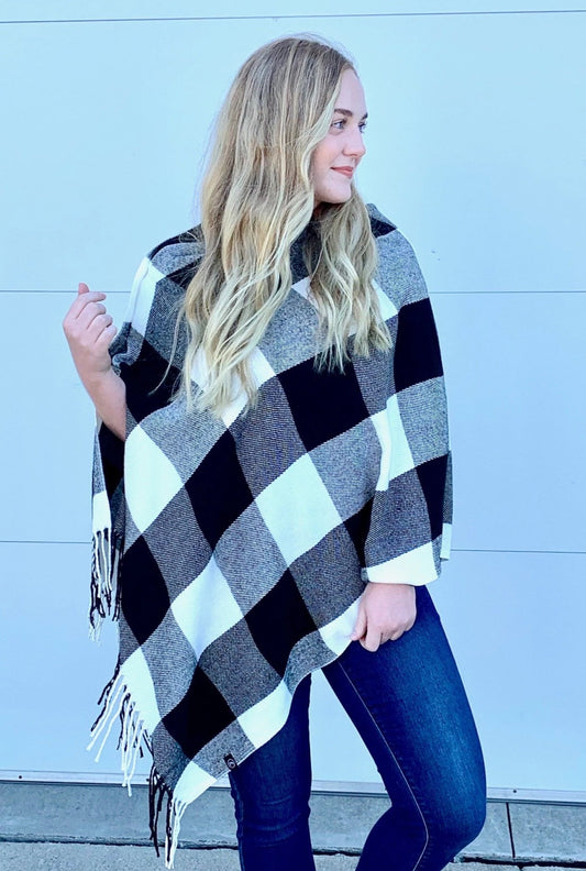 Button Shawl Scarf Buffalo Check White