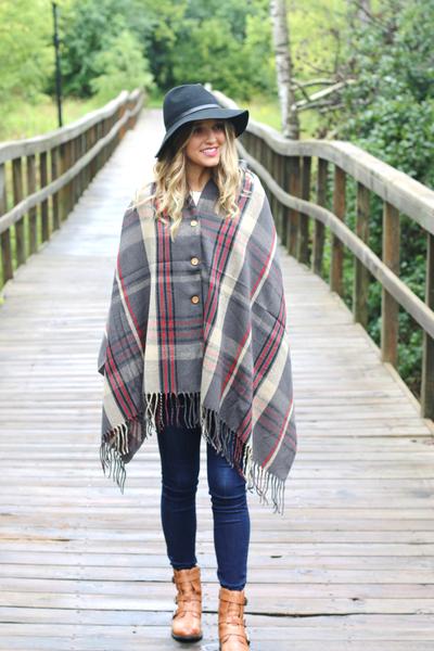 Button Plaid Shawl Scarf Gray